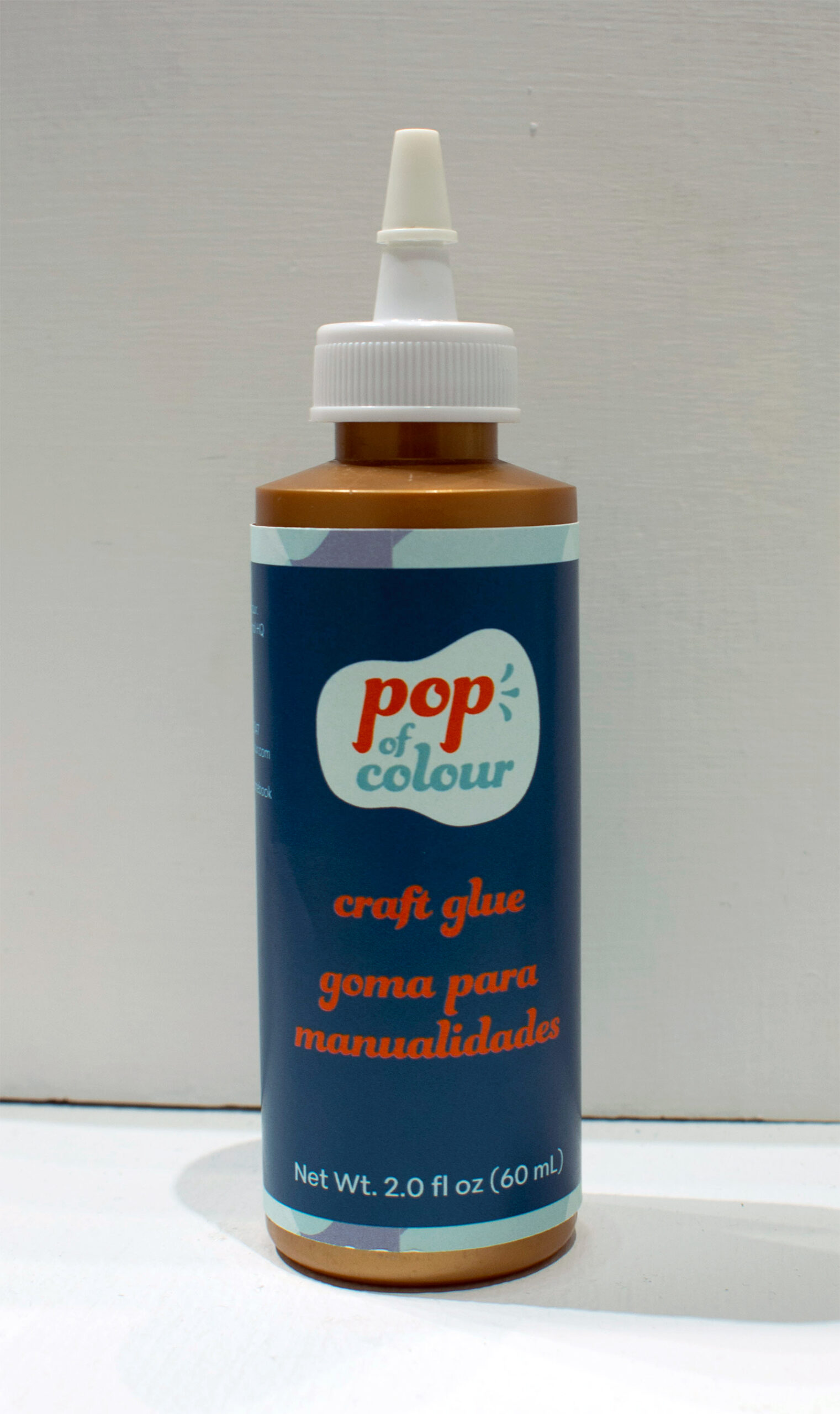 Pop of Colour craft glue - front